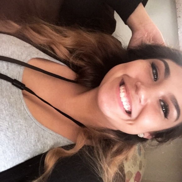 Meet your Posher, Faith - Picture 1 of 1